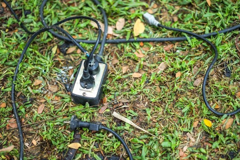 Are Outdoor Extension Cords Safe In Rain? The All Electric Lawn